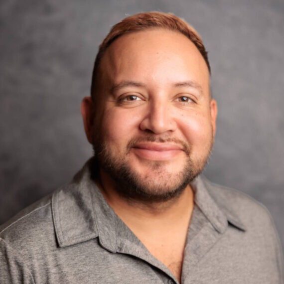 Meet Pablo Corona MSN-FNP-C